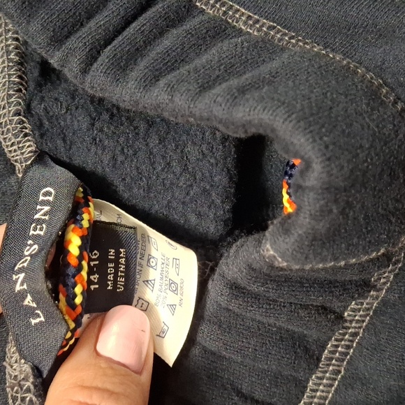 Lots of 2 sweat pants. Size 14-16 - Picture 6 of 13